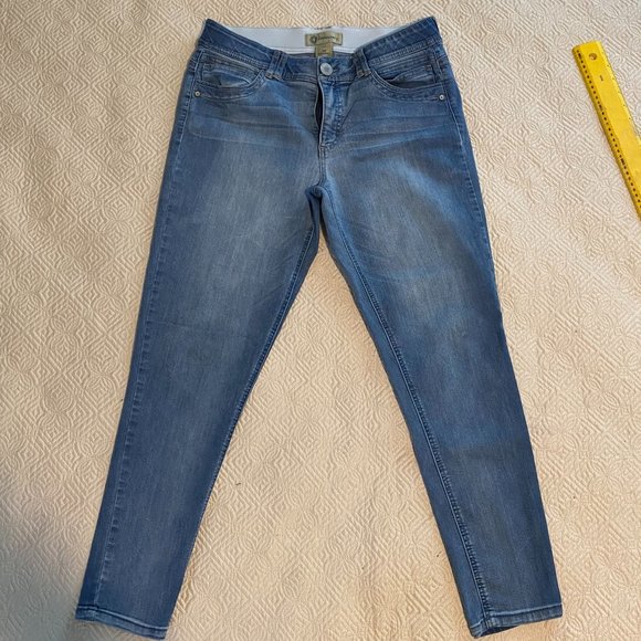 Democracy Stonewashed Skinny Jeans - Picture 1 of 8